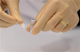 تزریق واکسن آسترازنکا برای سفرهای خارجی